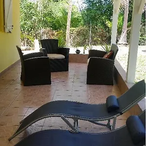 Hébergement de vacances Jo&yo, Sainte-Anne (Grande-Terre)